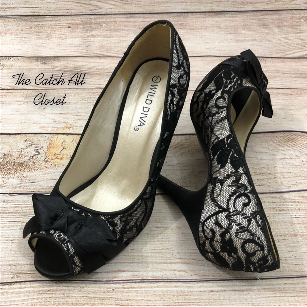 Wild Diva Black Lace Heels - Size 7